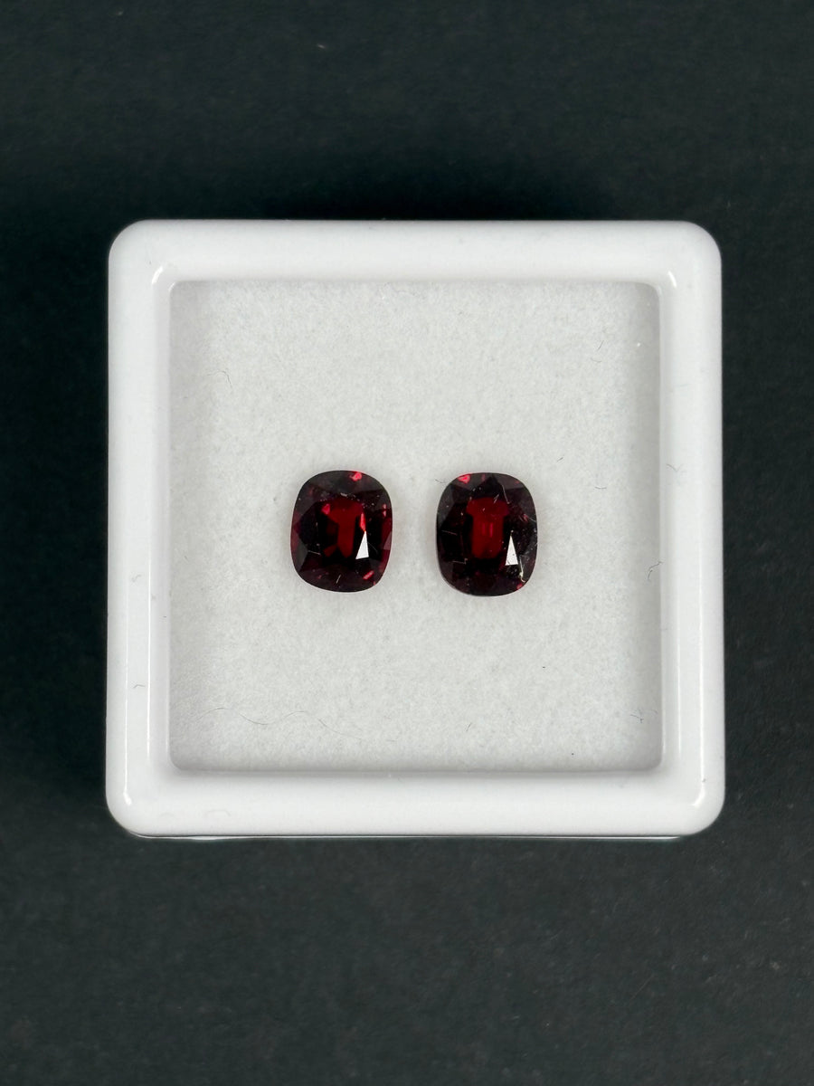1.39ctw Burma red spinel pair, cushion cut, VVS