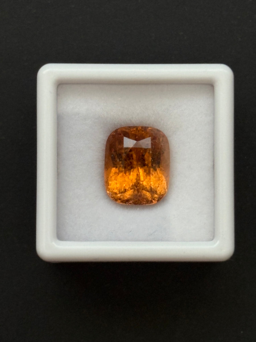 7.93ct orange grossular garnet, cushion cut, 11.7x9.7 mm
