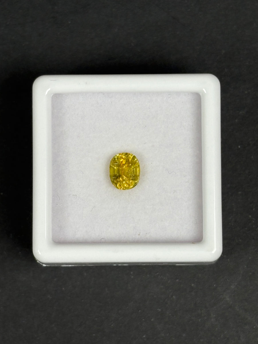 0.82ct Yellow Sphene, Oval, 5.7 x 4.7 x 3.9mm · GEM-6038