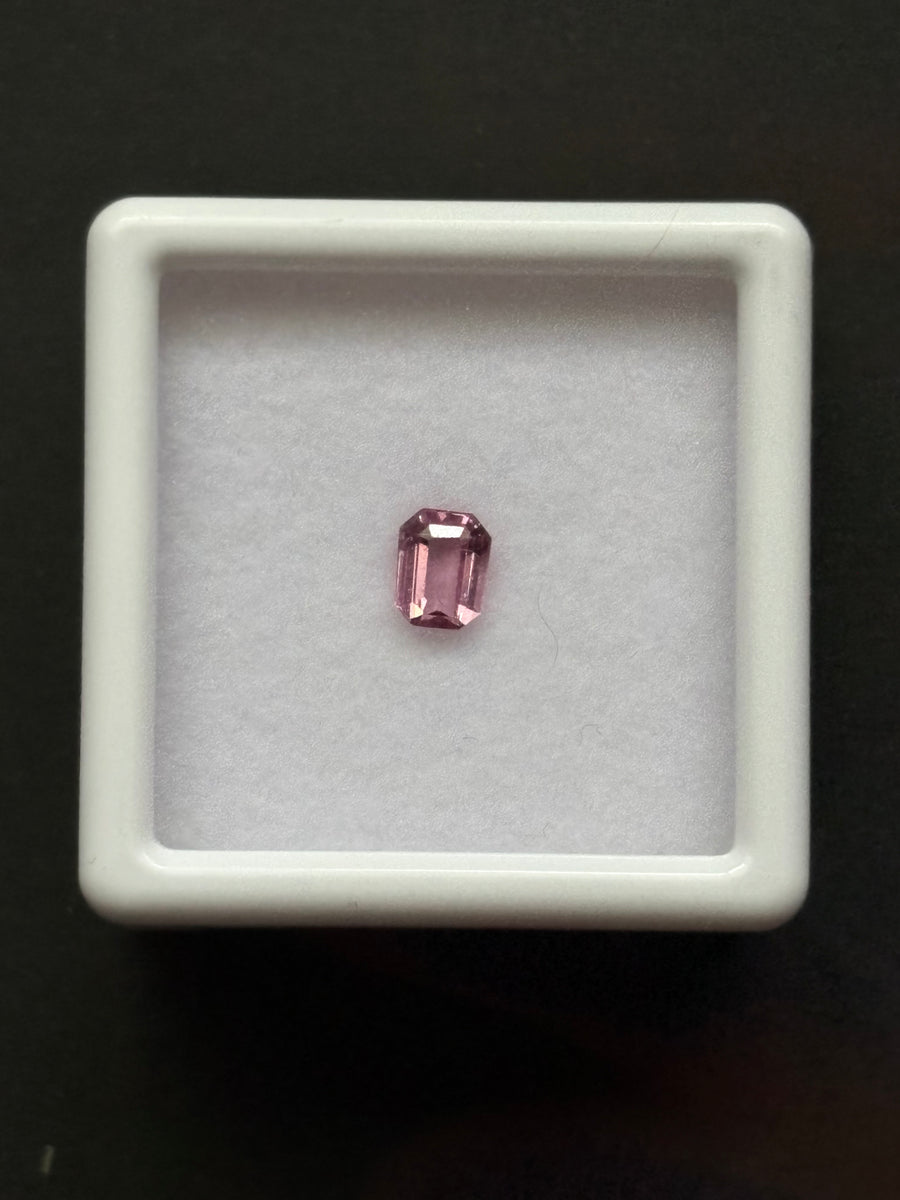 0.40ct Malaya Garnet from Tanzania · GEM-6283