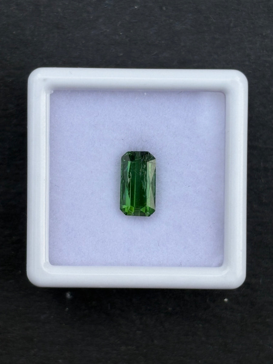 1.32ct Unheated Green Tourmaline from Mozambique, Octagon, 8.5x4.7 mm