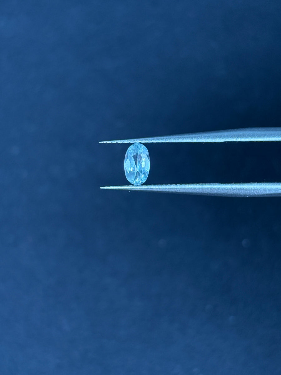 0.37ct Green Alexandrite Oval, 5.7x3.5 mm, VS