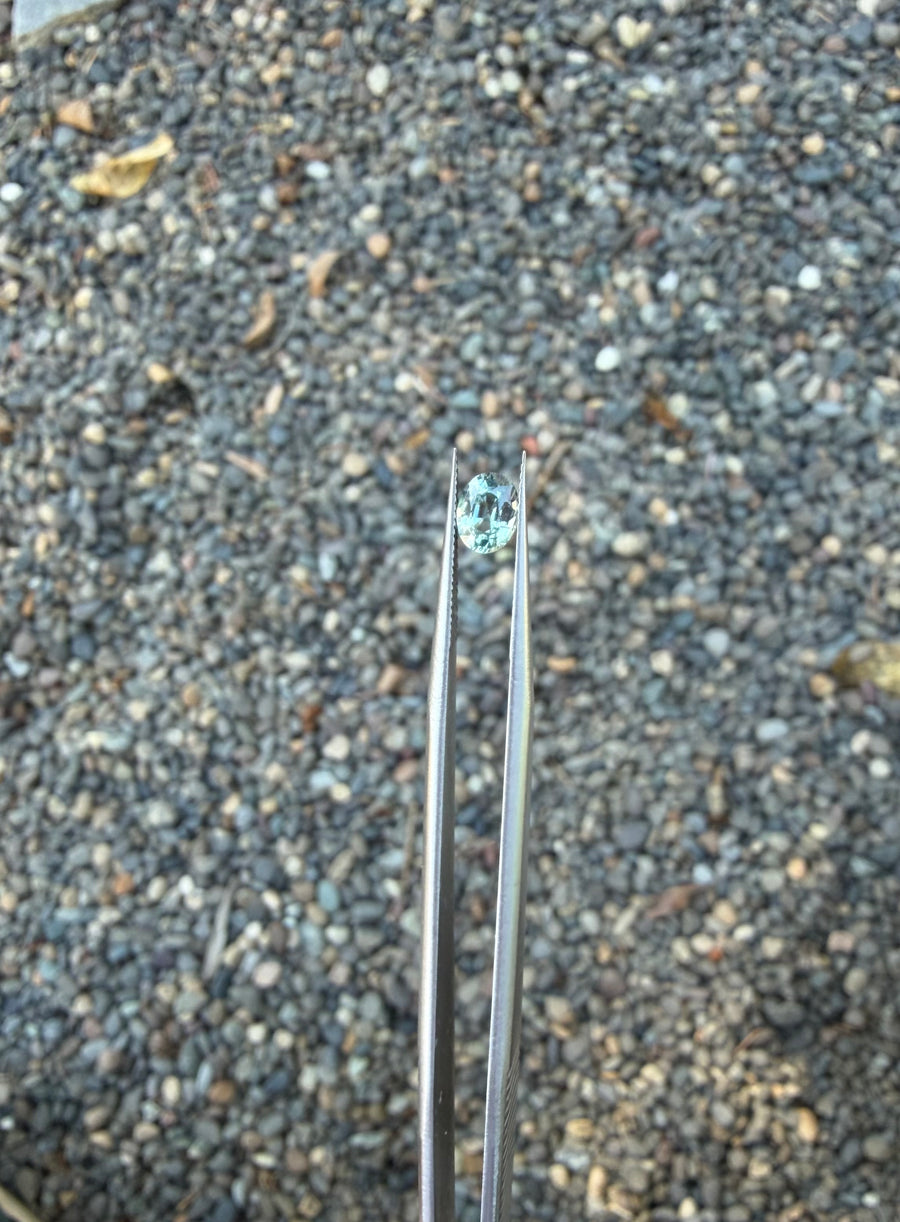 1.05ct heated teal blue Ceylon sapphire, oval cut, 6.6x5.1x3.5 mm