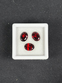 4.55ctw Red Rhodolite Garnet Lot from Mozambique, 3 stones, Oval, 8x6 mm
