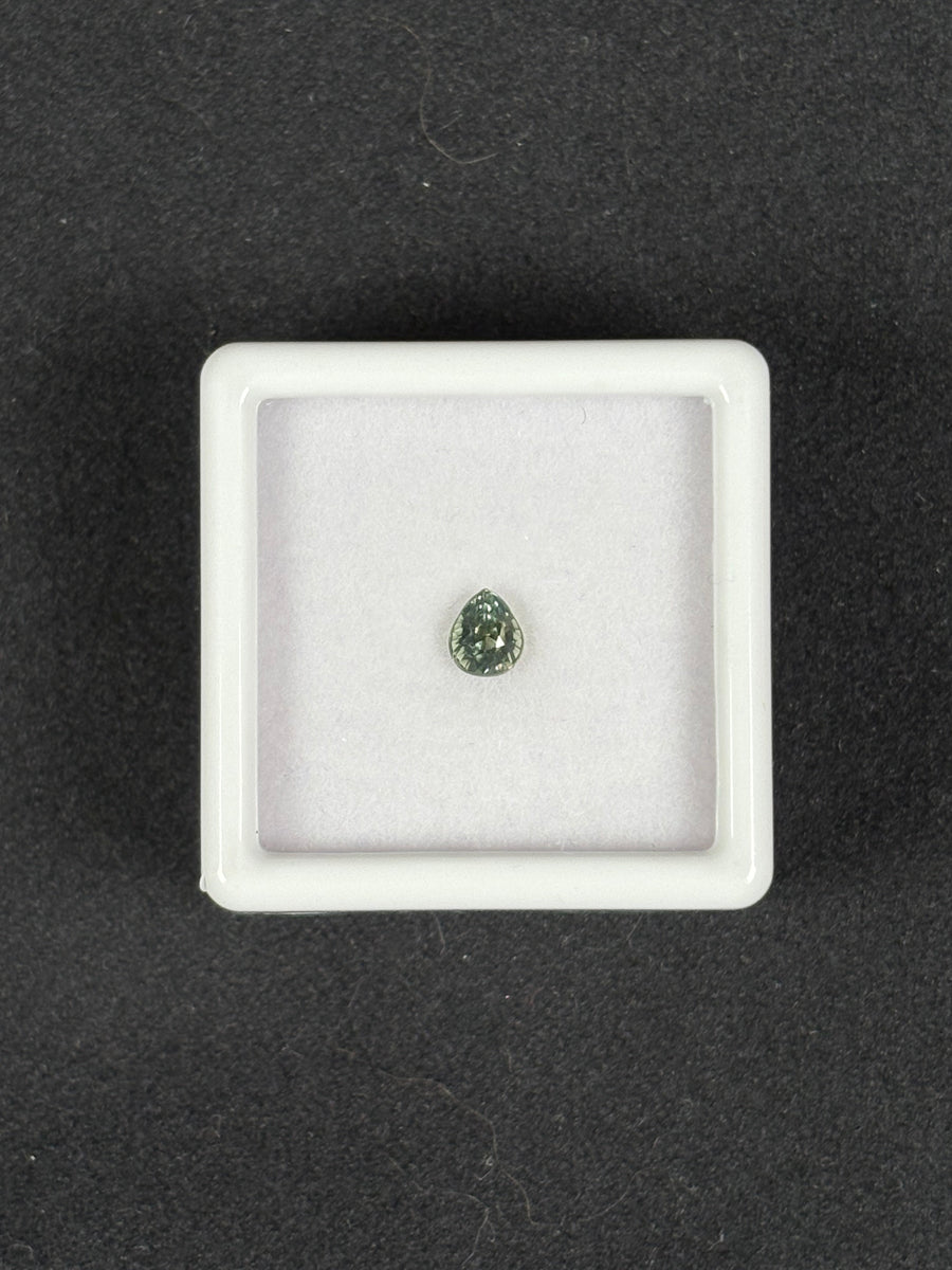 0.48ct Unheated Green Sapphire, Pear, 4.5x3.8 mm, VVS