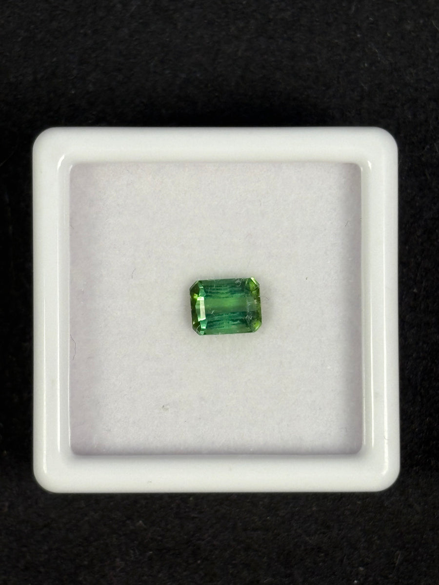 0.68ct green tourmaline gemstone