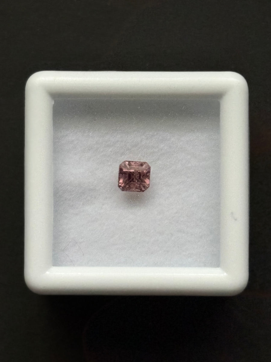 0.58ct Malaya Garnet from Tanzania · GEM-6303