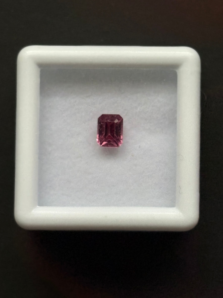 0.88ct Malaya Garnet from Tanzania · GEM-6293
