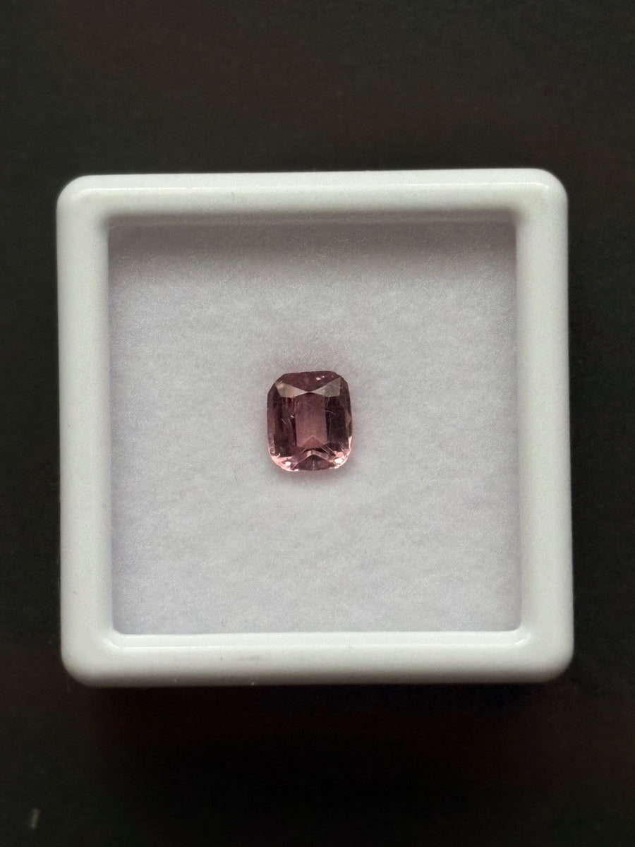 0.87ct Malaya Garnet from Tanzania · GEM-6282
