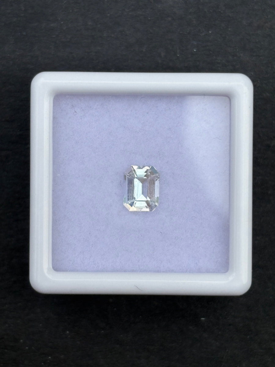 0.67ct Moonstone from Madagascar, Octagon, VS, 6.0 x 4.7 x 3.5 mm