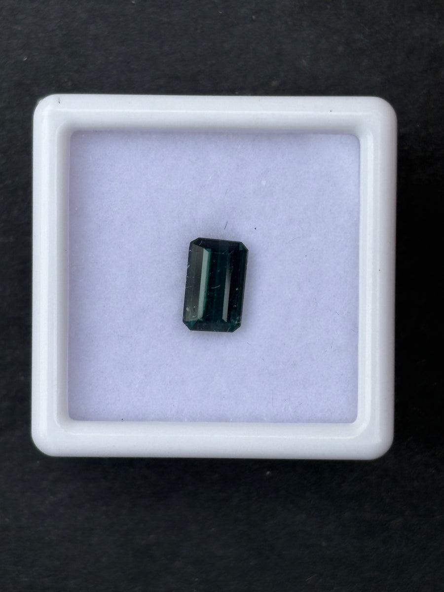 1.04ct Blue Tourmaline from Mozambique, 7.5 x 4.7 x 3.1mm