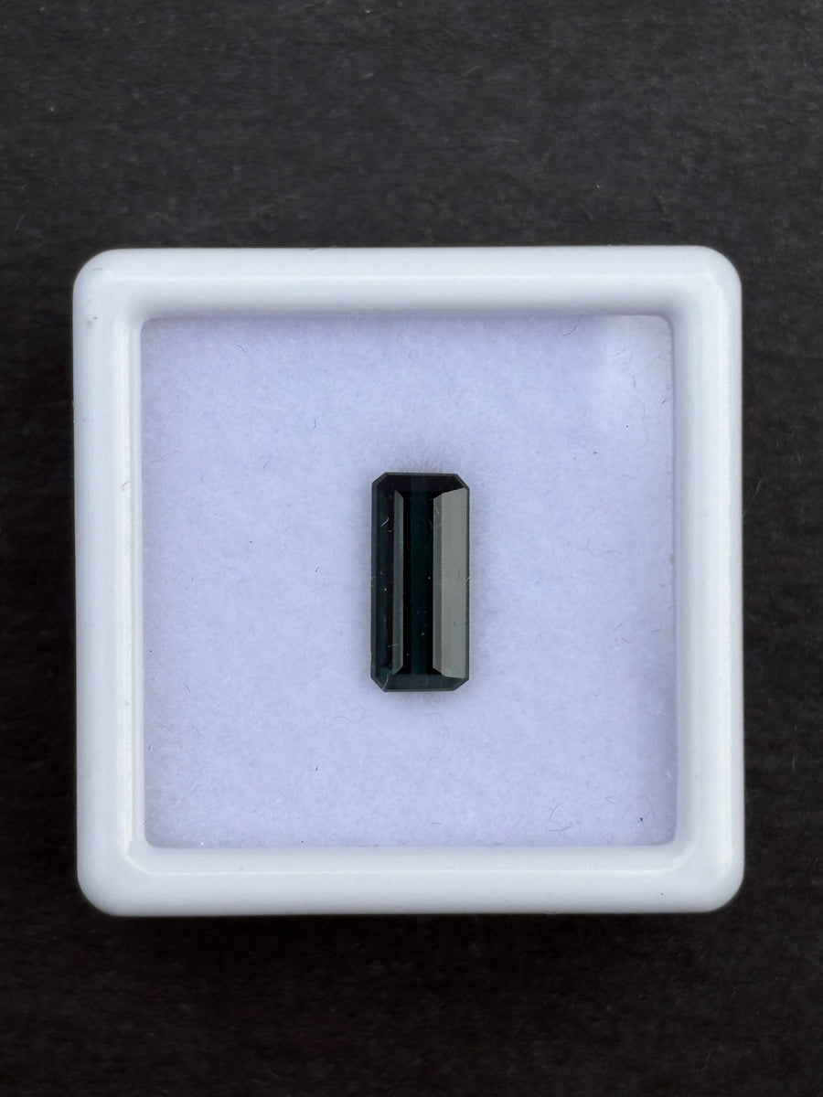 1.25ct Blue Tourmaline from Mozambique, 9.5 x 6.3 x 3.1mm