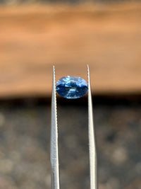 1.27ct Heated Blue Sapphire from Ceylon, Oval, 7.3x5.2 mm, VVS · GEM-6181